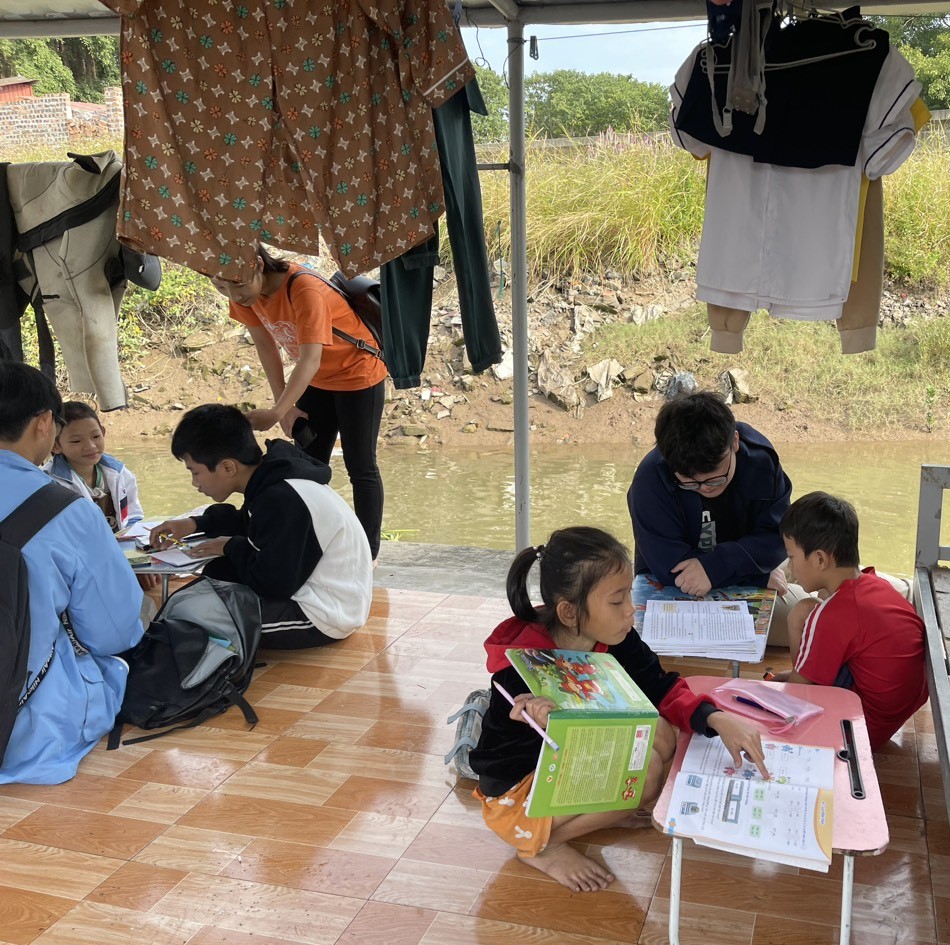 Cau Rao fishing village Image 3