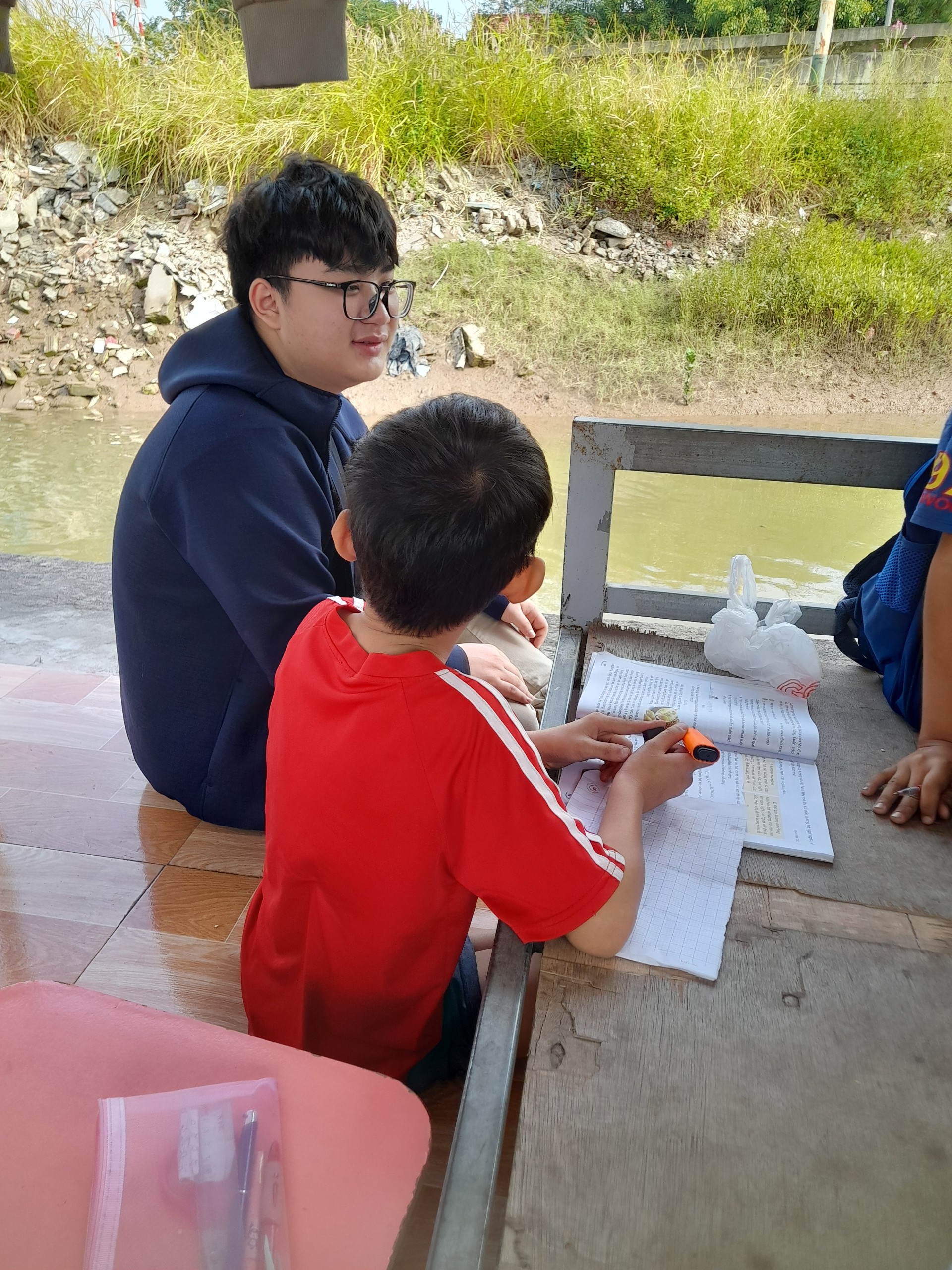 Cau Rao fishing village Image 5