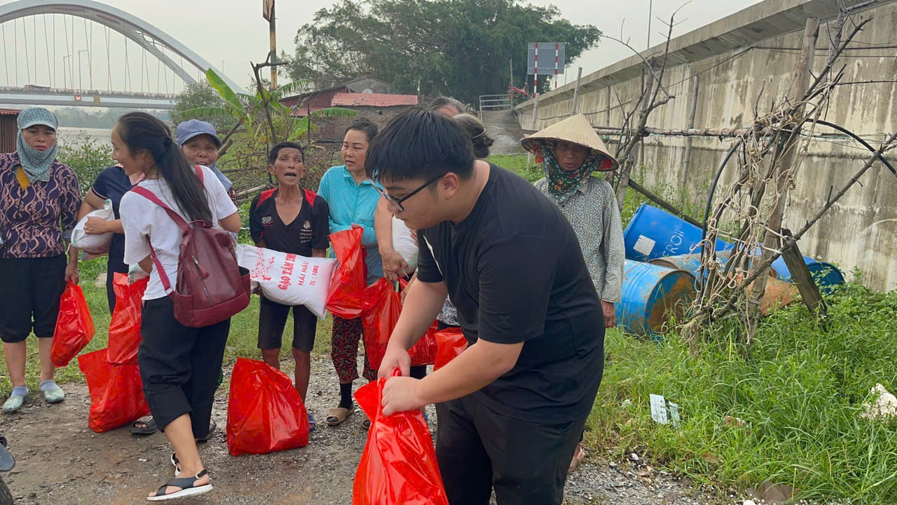Typhoon Yagi relief Image 1